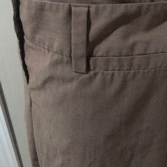 Shorts Knee Length - Picture 2 of 4